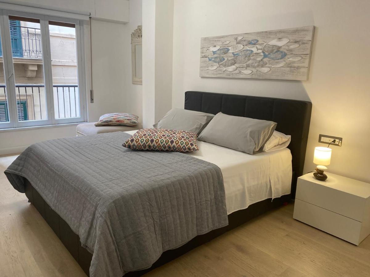 Delle Palme Rooms Elegante Monolocale In Centro Palermo Dış mekan fotoğraf