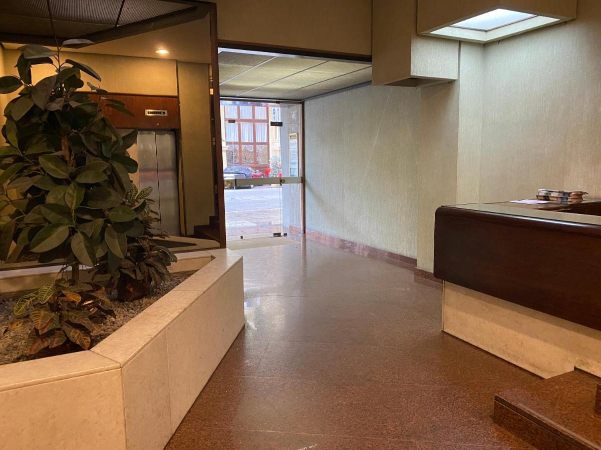 Delle Palme Rooms Elegante Monolocale In Centro Palermo Dış mekan fotoğraf