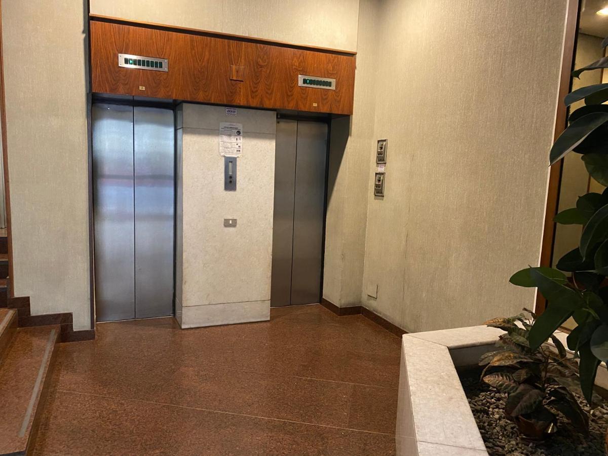 Delle Palme Rooms Elegante Monolocale In Centro Palermo Dış mekan fotoğraf